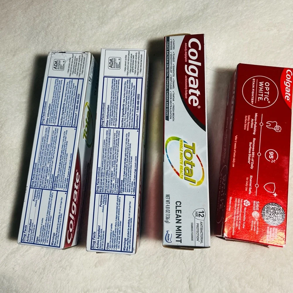 Colgate Toothpaste Bundle 3‎ Of 4.8 Oz and one 4.2 Set -